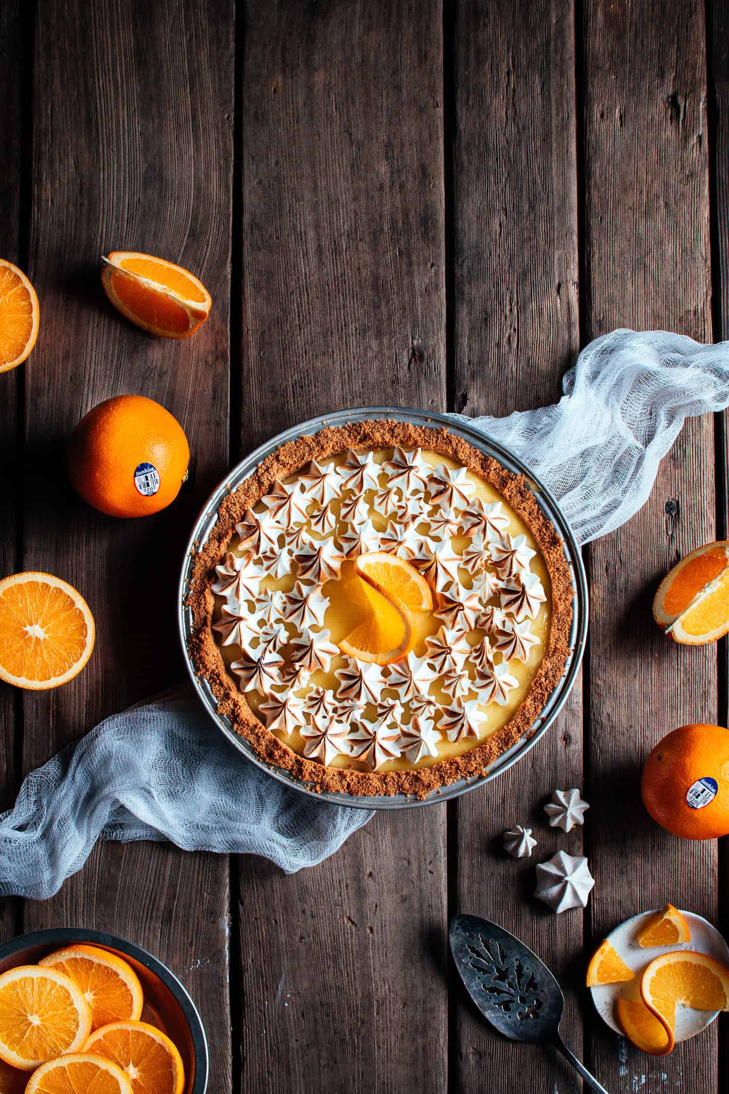 kelseysiemens-navelorangemeringuepie-sunkist-recipepage-1-2-updated-1